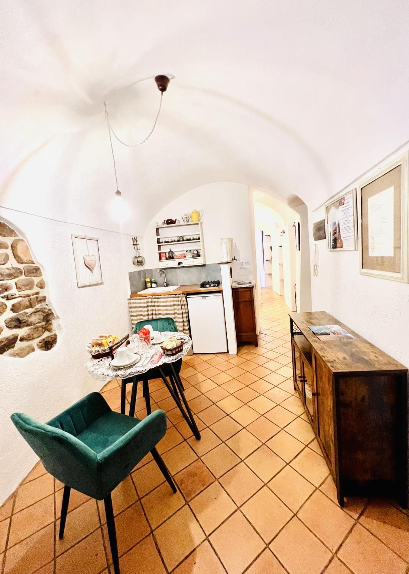 Stecado Caste - Dimora Storica Nel Cuore Del Paese Dolceacqua Eksteriør bilde
